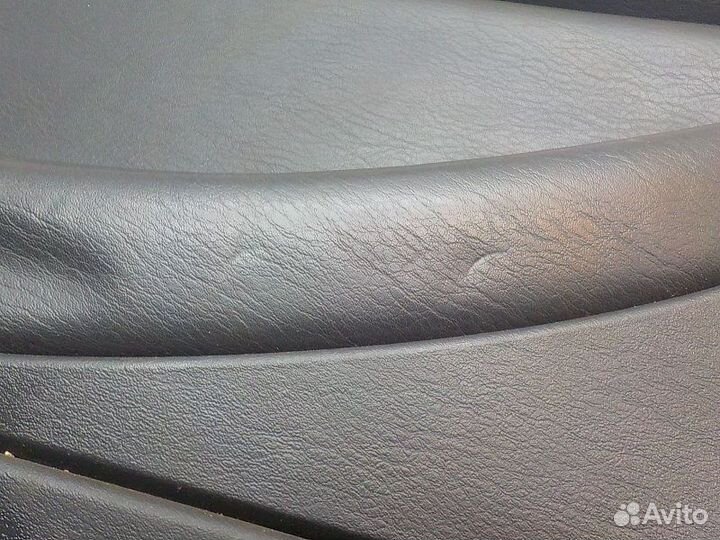 Обшивка двери задняя левая Dodge Stratus 2004