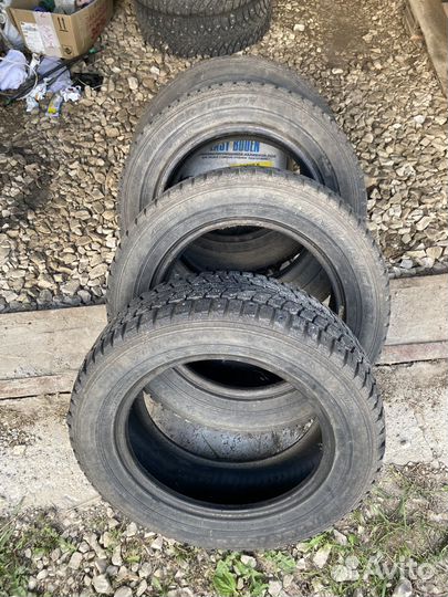 Dunlop SP Winter Ice 01 185/65 R15 88T