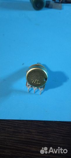 Переменный резистор 20к