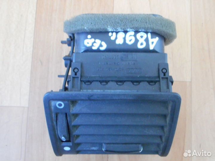 Дефлектор воздушный Audi A8 (D2) I (1994–1999)