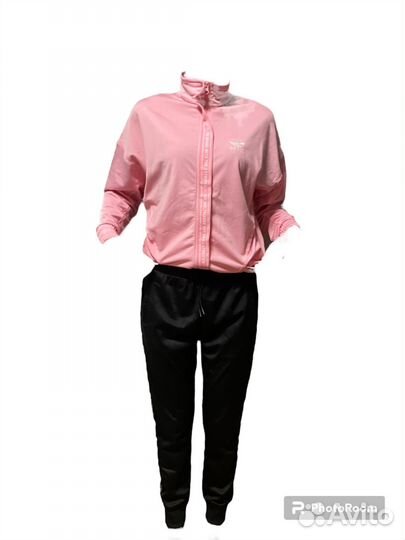 Спортивный костюм adidas