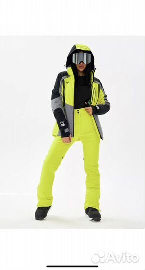 Лыжный костюм женский