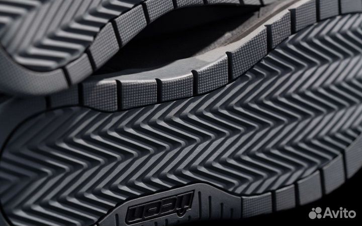 Icon Alcan WP CE мотоботы кожаные черные