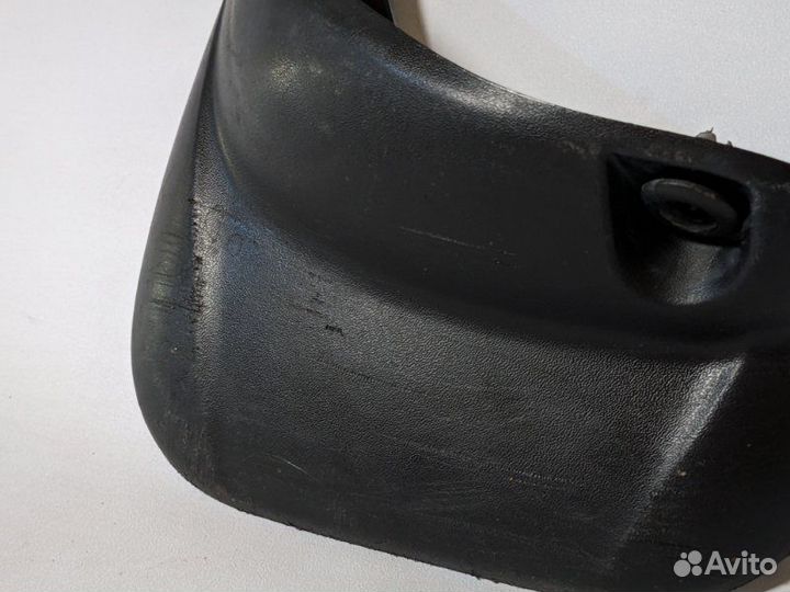 Брызговик задний левый Hyundai Getz 1.4