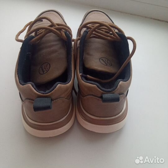 Кроссовки мужские