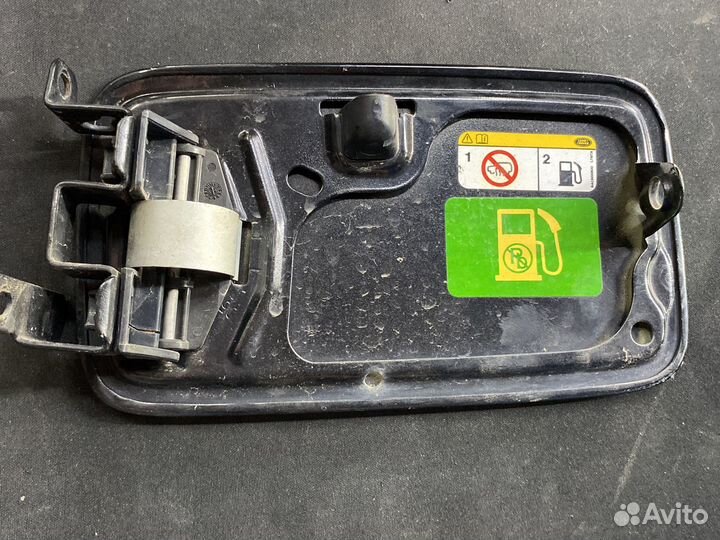 Лючок бензобака range rover l322