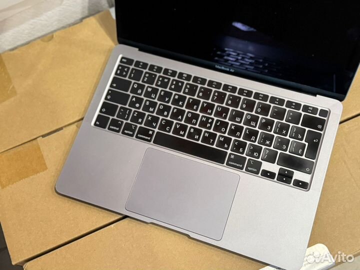 Сломаный Macbook Air 13