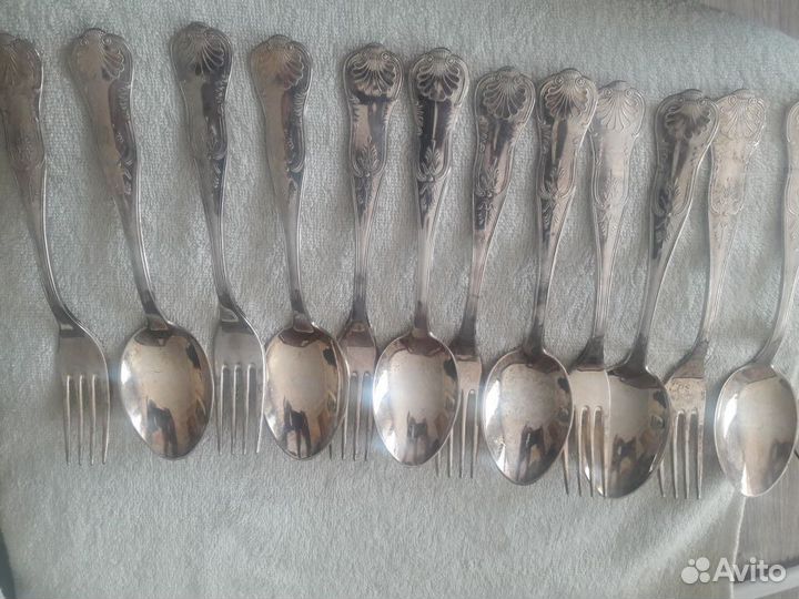 Столовый набор,серебро,800 пр,вес 690 грамм,20см