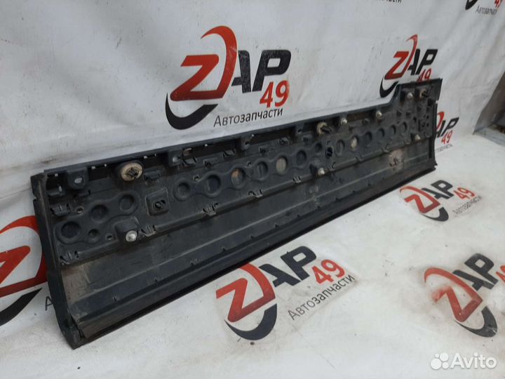 Range Rover накладка передней левой двери