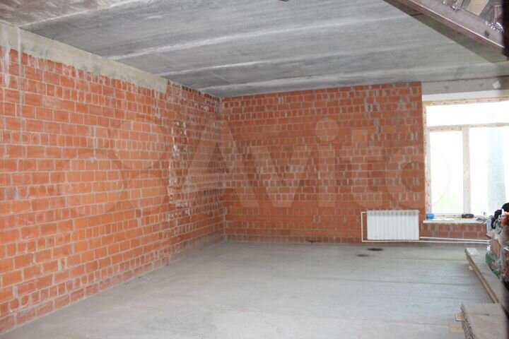 Дом 140 м² на участке 5 сот.