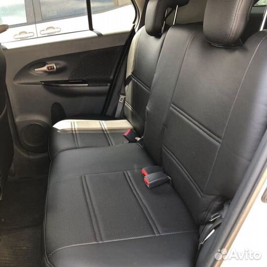 Чехлы Toyota Ist 110