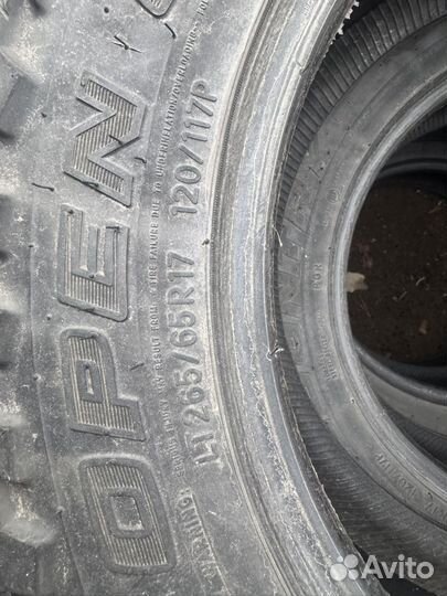 Toyo Open Country M/T 265/65 R17