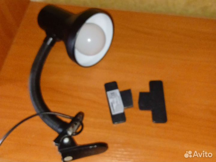 Лампа настольная