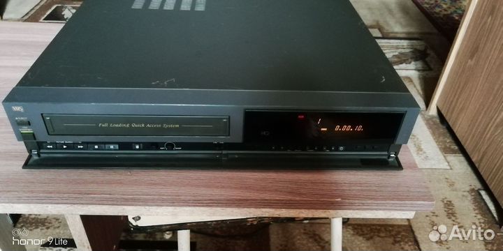 Видеомагнитофон