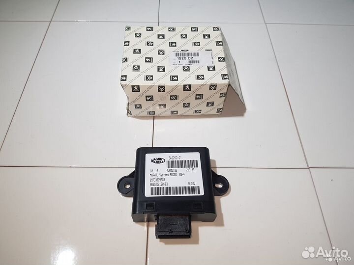 Блок управления топливной системы Peugeot 307 Ориг