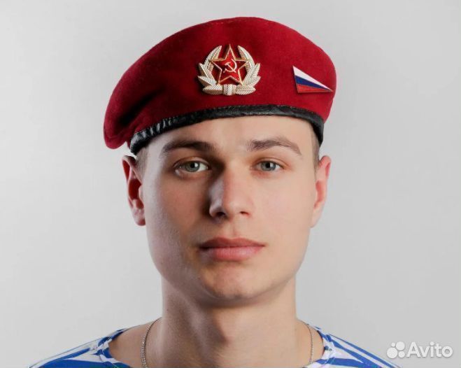 Алый берет вдв с кокардой вс 56 р-р