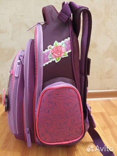 Ранец для девочки новый