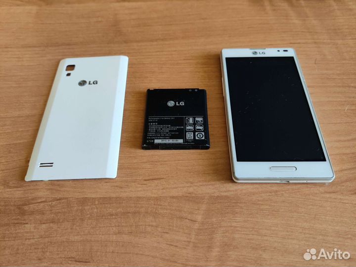 Телефон LG Optimus L9