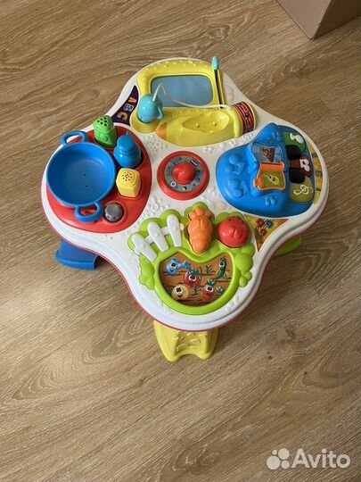 Развивающий столик chicco