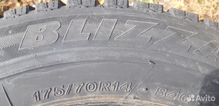 Bridgestone Blizzak Ice 175/70 R14 86E