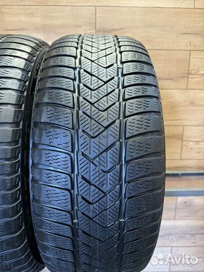 Pirelli Winter Sottozero 3 245/45 R18