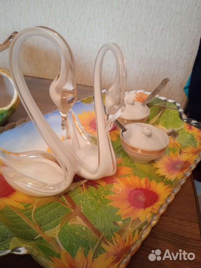 Лебеди пара