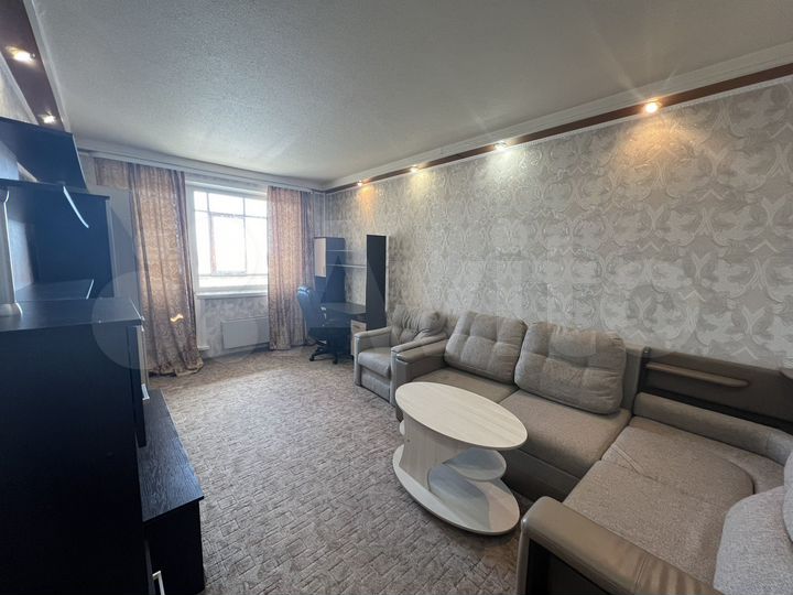 2-к. квартира, 58,7 м², 14/16 эт.