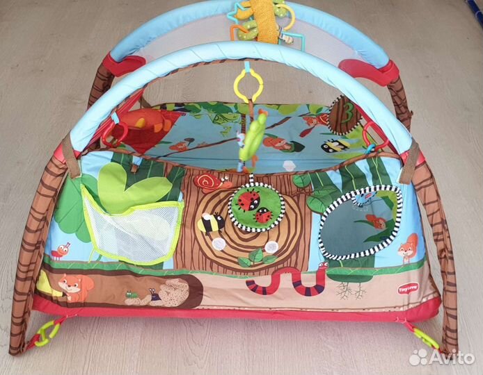 Развивающийся коврик tiny love