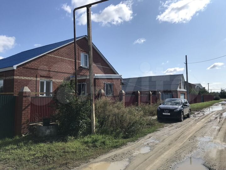 Дом 206 м² на участке 18,6 сот.