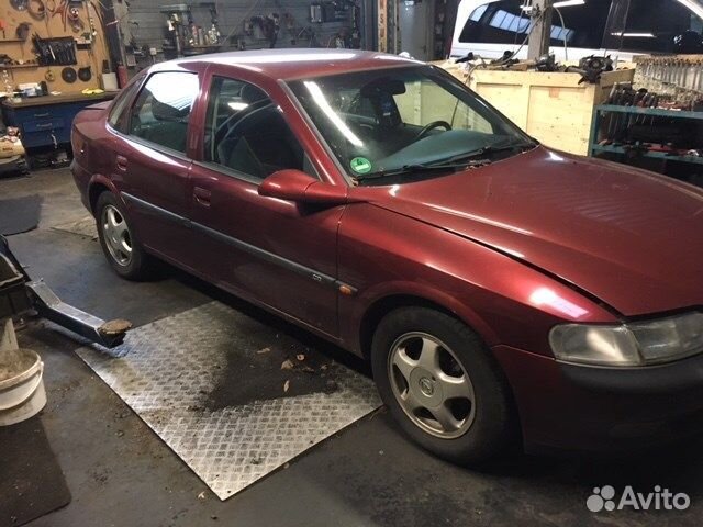 Разбор на запчасти Opel Vectra B