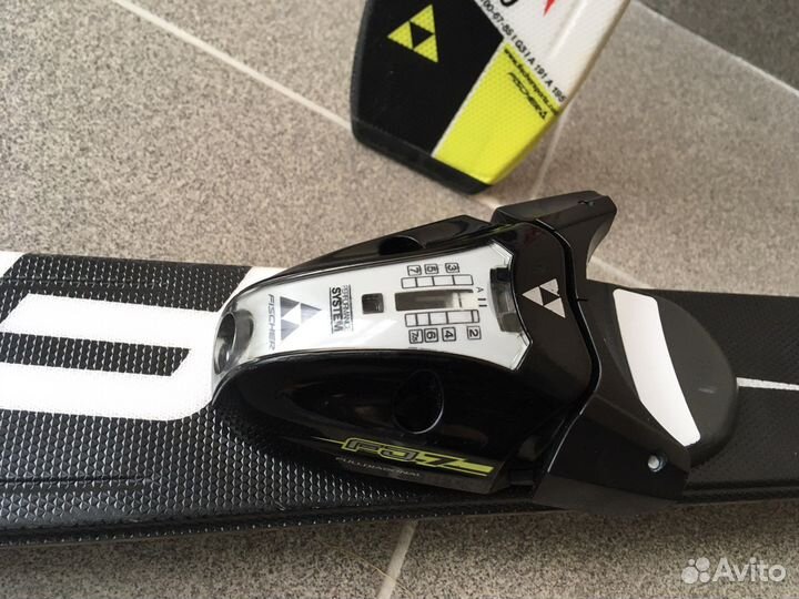 Горные лыжи Fischer RC4 Race