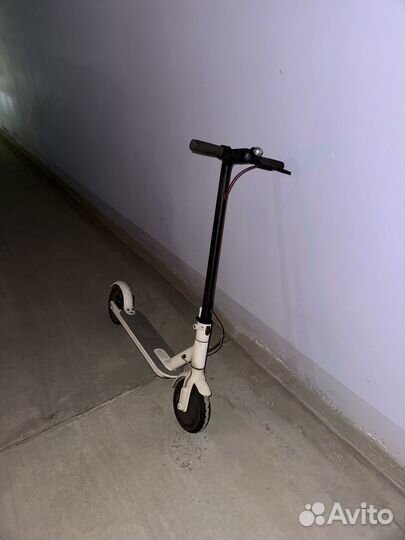 Электрический самокат Xiaomi Mijia m365