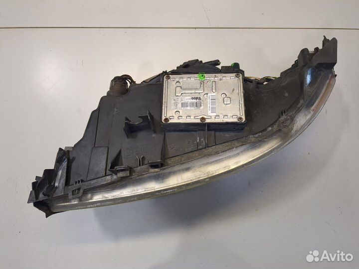 Фара (передняя) Volvo V70, 2005