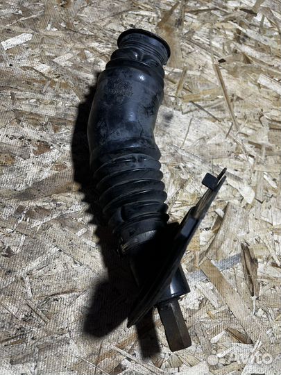 Рулевой кардан Volkswagen Transporter T5