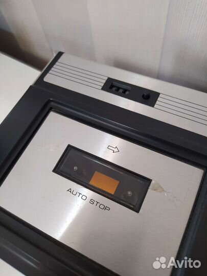 Магнитофон Aiko ATP-711. заводская пленка. Новый