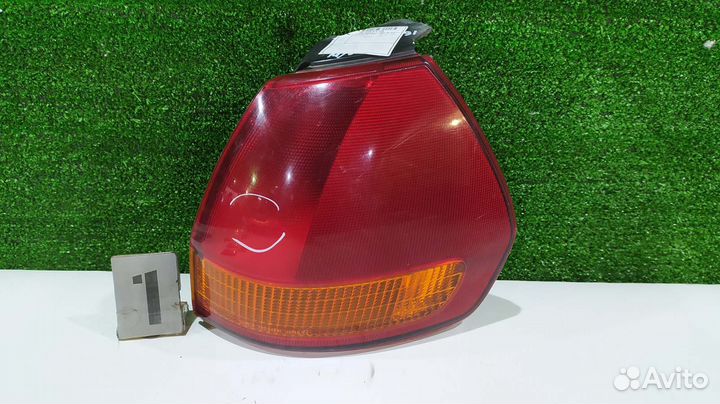 Фонарь задний nissan 220-24891 R audi / Wingroad Y