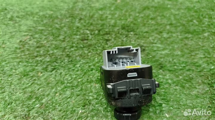 Переключатель регулировки зеркала VW Touareg 2002