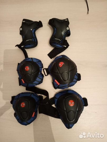 Роликовые коньки детские с человеком пауком