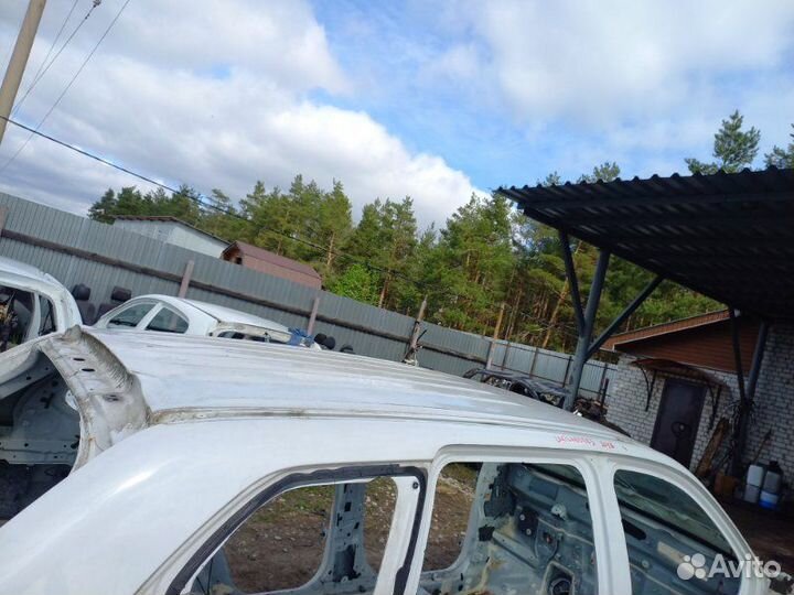 Крыша Mitsubishi Outlander 3 4B12 2012