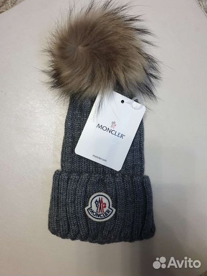 Шапка Moncler серая