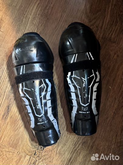 Щитки хоккейные детские 5-6