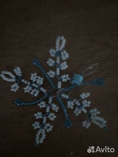 Снежинки из бисера на ёлку