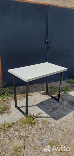 Компьютерный, писменый стол