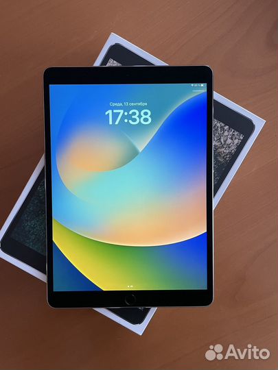 iPad Pro 10.5 64Gb Wi-Fi A1701