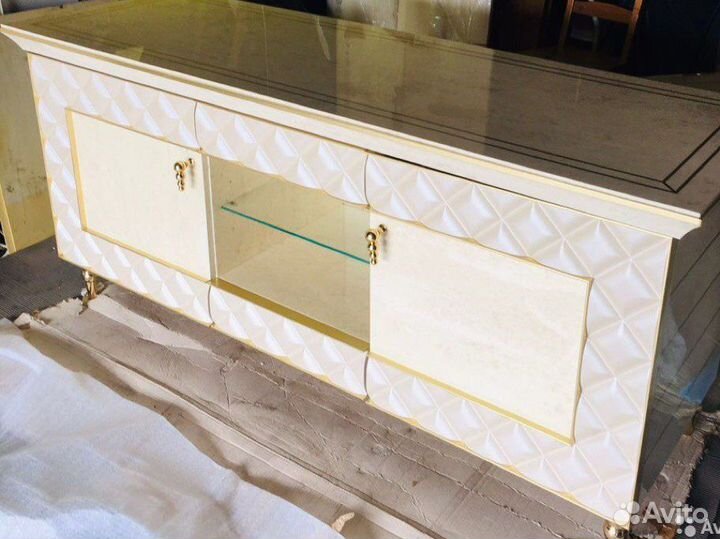 Тумба под тв Италия