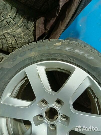 Pirelli Sottozero Winter 240 235/55 R17