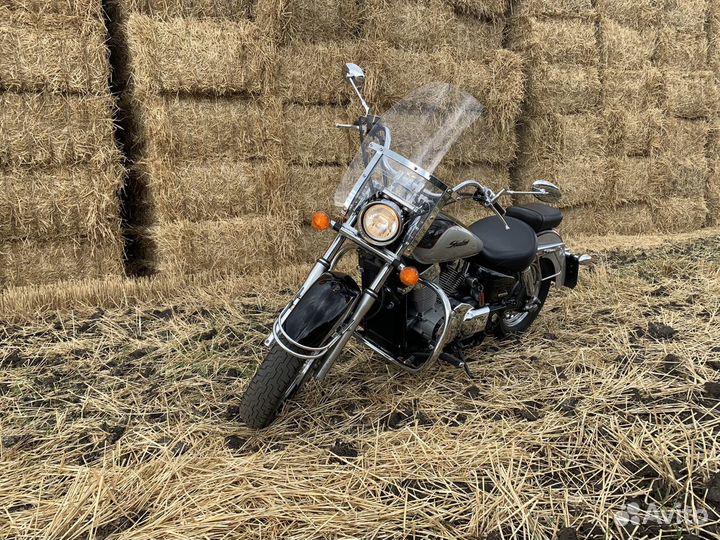Honda shadow 750