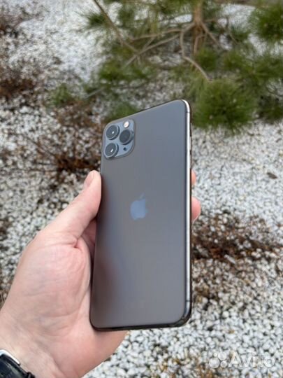 iPhone 11 Pro Max, 64 ГБ