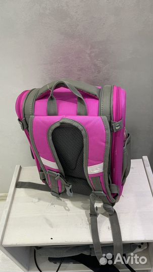 Школьный ранец