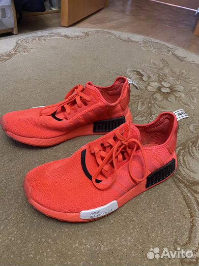 Кроссовки adidas nmd r1